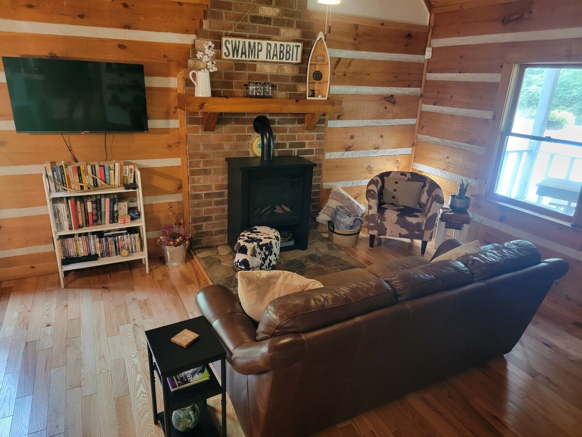 Photo 4 of Remote, Modern, Cozy Cabin on 12 acres; Only 2.5 Miles from Traveler's Rest!