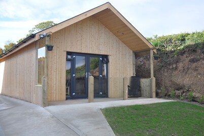 FOYLE VIEW CABIN