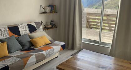 Studio cabin Piau Engaly, at the foot of the slopes