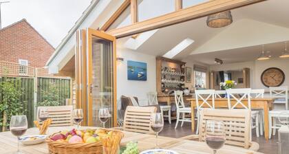 The Potting Shed and Bothy, Ringstead, Norfolk