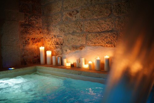 Lanime _ Bed in Spa _