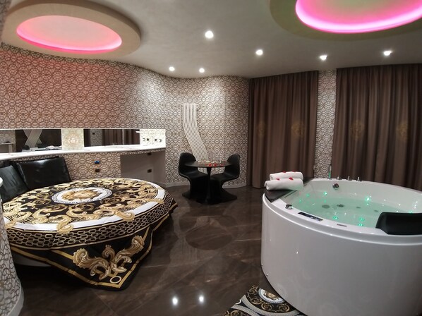 Luxury-Suite