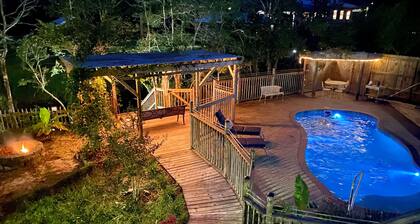 Private home on the water w/pool -minutes from the beach and downtown fun!!