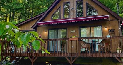 Indian Rocks Chalet on lake Wallenpaupack