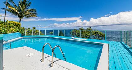 Oceanfront in Hilo Hale Kai Suites - Moana Room - King Bed, Private Bathroom