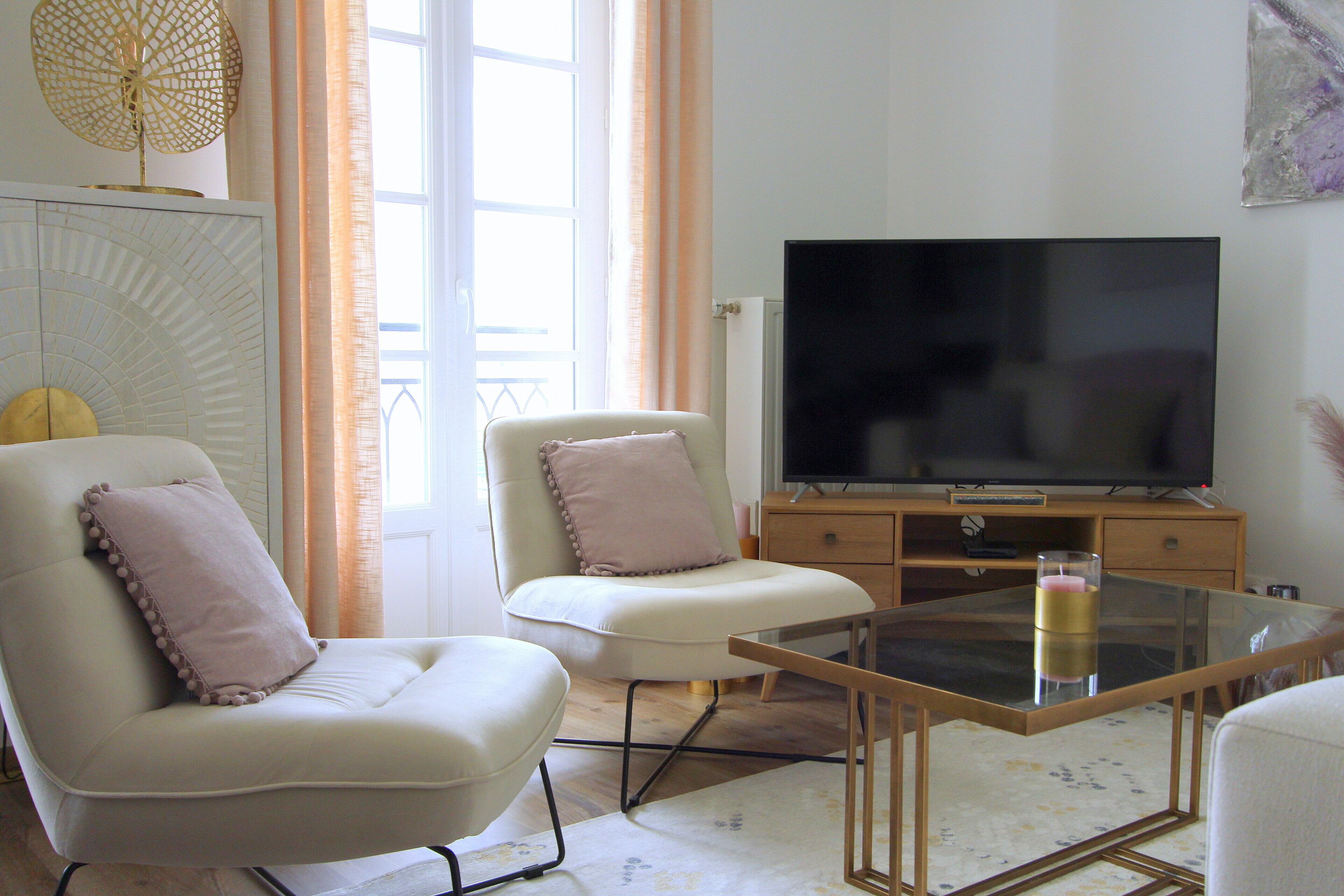 NOVA1 ~ 15Min Disneyland ~ Parking/Wifi/Netflix ~