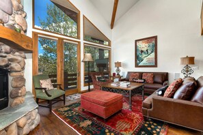 TV, fireplace, DVD player