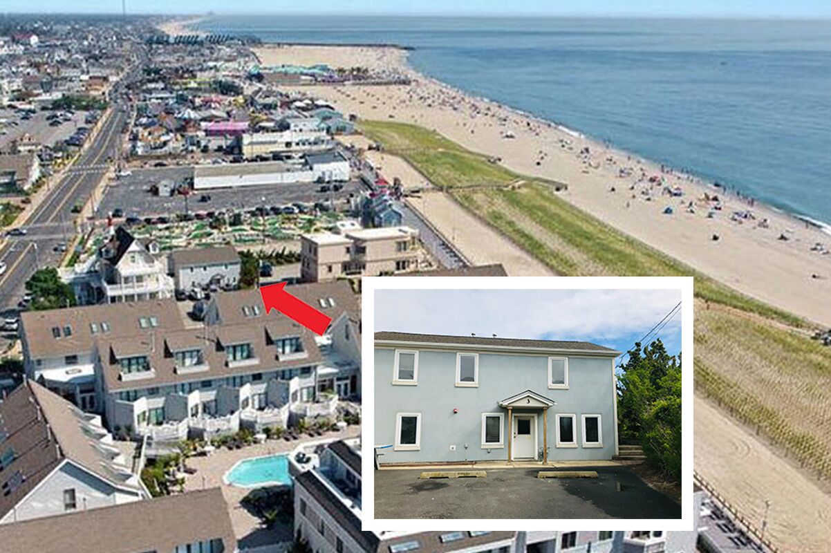 Beach getaway with ocean views! 