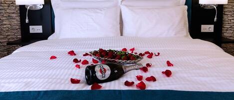 1 bedroom, hypo-allergenic bedding, in-room safe, desk