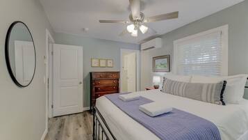 3 chambres, fer et planche Ă  repasser, Wi-Fi, draps fournis