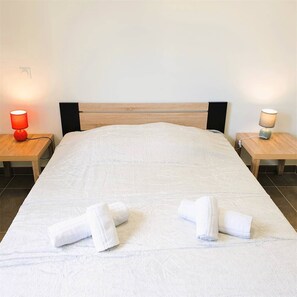 4 bedrooms, free WiFi