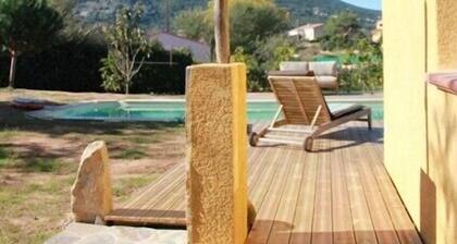 Villa indépendante et accueillante.