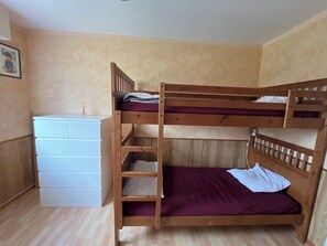 2 camere, ferro/asse da stiro, culla da viaggio, Wi-Fi gratuito