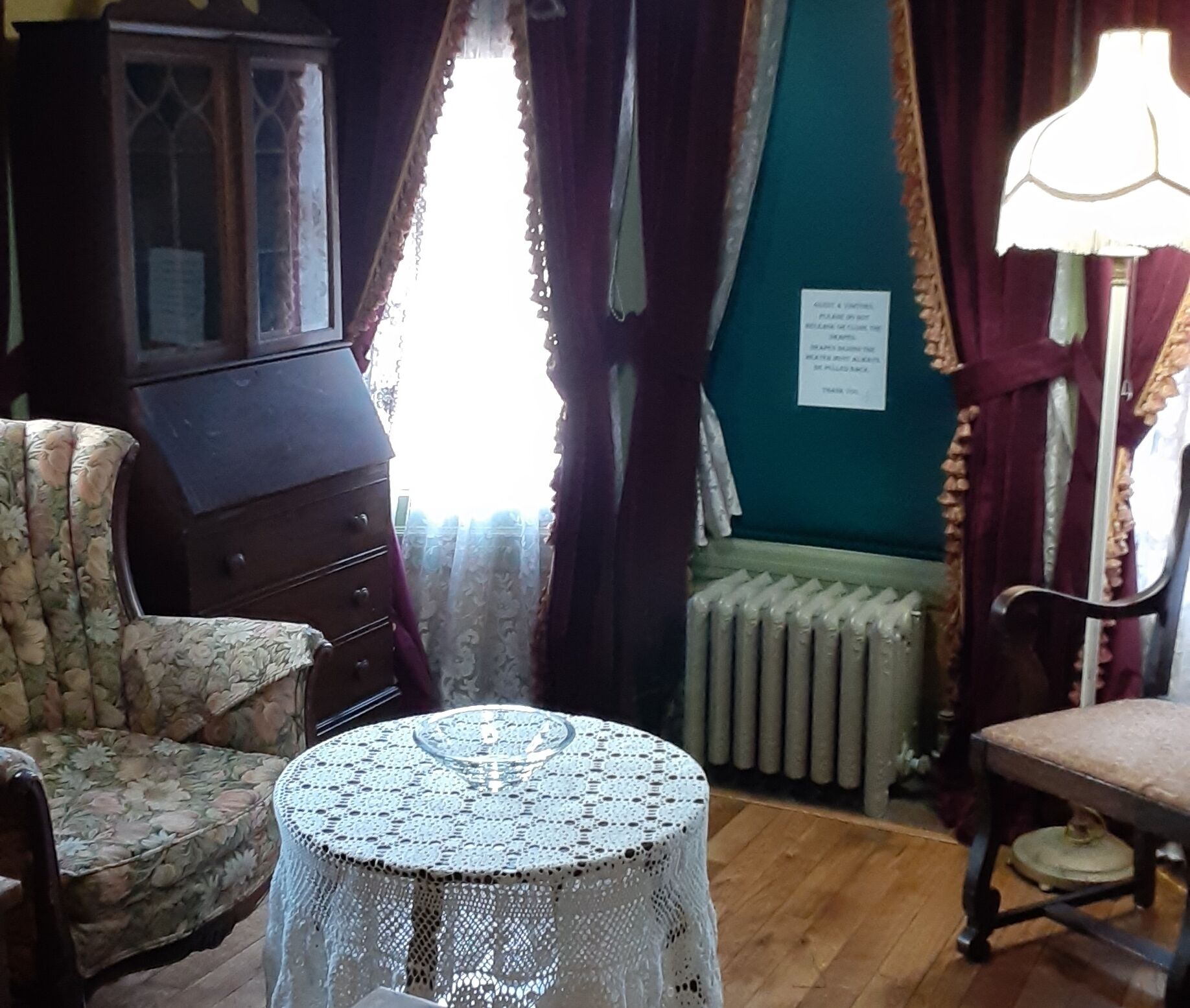King Bed, Shared Bath, Sitting Room in Historic Victorian Inn