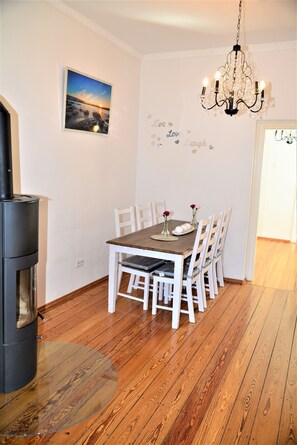 Dining - Schöne Ferienwohnung mit Traumhaften Rheinblick (Kamp-Bornhofen)