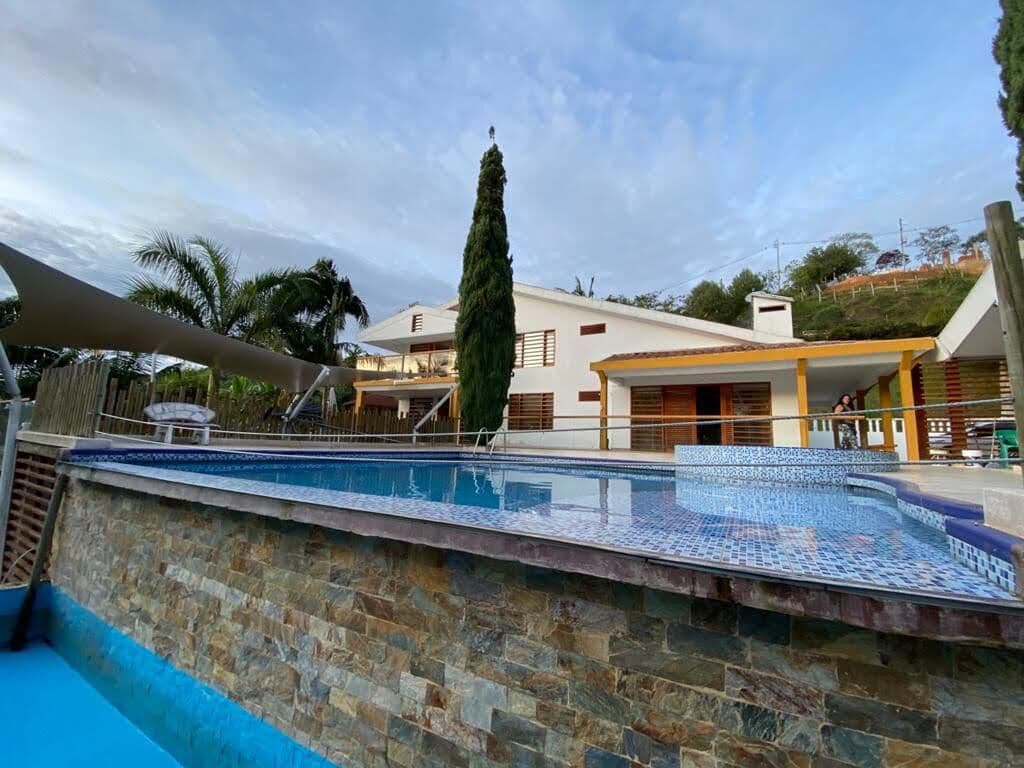 Finca Azul, con Piscina y Jacuzzi