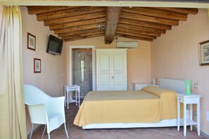 2 bedrooms, WiFi