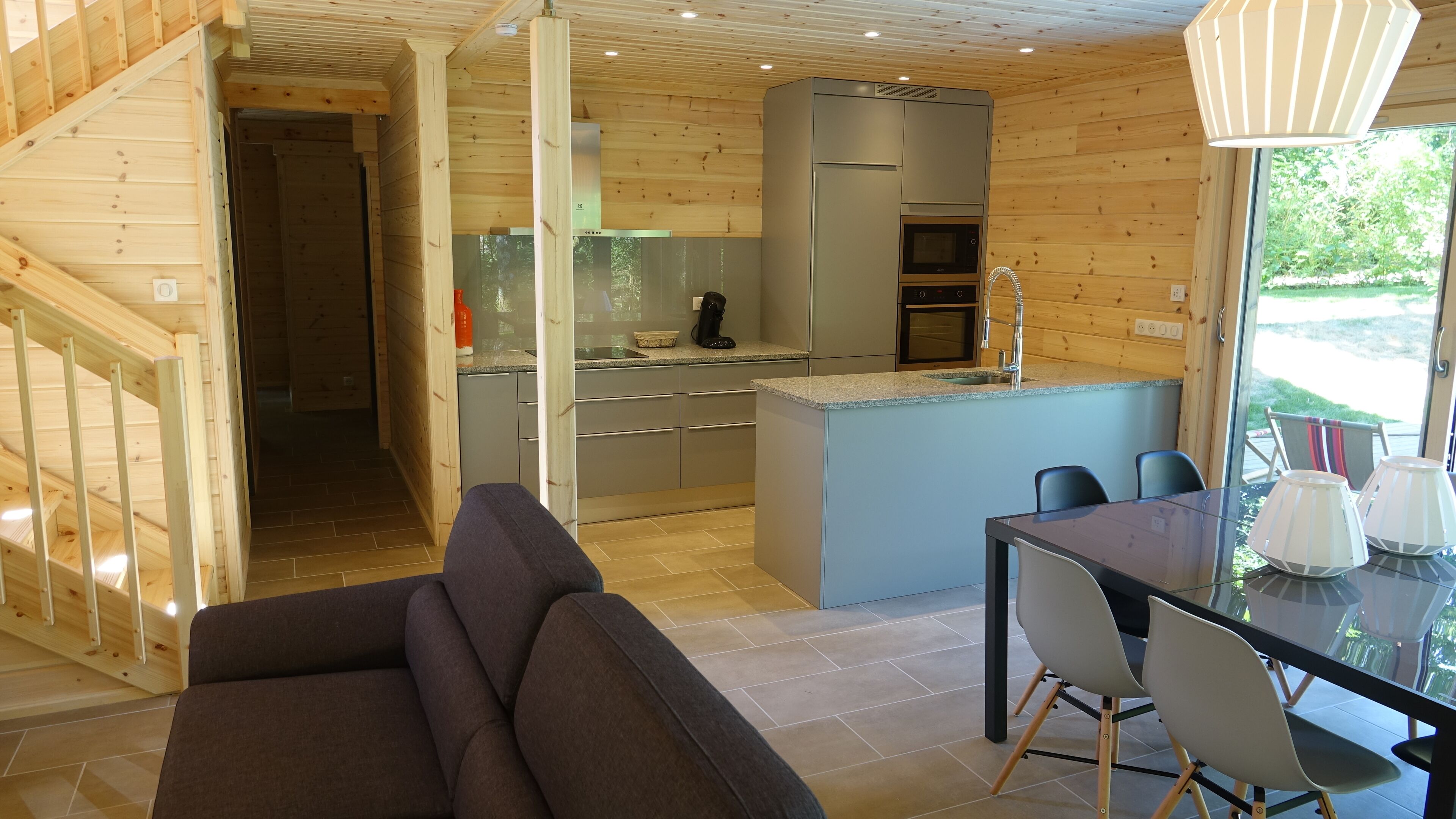 Magnifique Maison D'architecte Bioclimatique en Bois Avec Piscine Chauffée