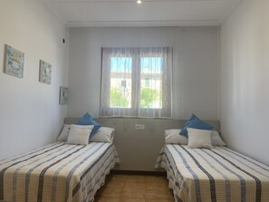 3 Schlafzimmer, Reisekinderbett, kostenloses WLAN