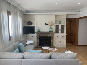 Smart TV - Casa Llubi 51 (LLUBI)