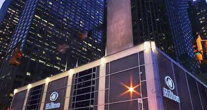 New York | NYC Luxury Retreat | Spa & Fitness | 1BR Premier