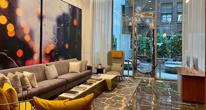 NYC | 5th Ave Location | Central Park | Studio