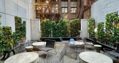 The Central at 5th, a Hilton Club - Studio - STD