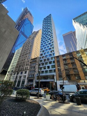 Exterior - NYC | 5th Ave Location | Central Park | 1BR Penthouse (New York)