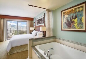 2 bedrooms, WiFi, bed sheets - Waikiki | Waikiki Lagoon Stay | Pool & Beach | 2BR (Honolulu)