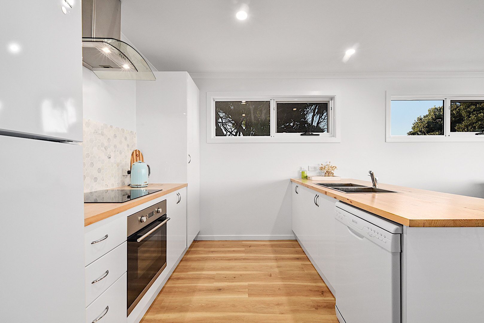 Scamander Beach Luxury