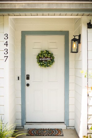 Exterior detail - Hidden Retreat with Yard, Patio, and BBQ Close to UF or Downtown Gainesville (Gainesville)