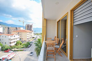 高級公寓 | 陽台