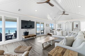 テレビ、暖炉、テレビゲーム、PC モニター