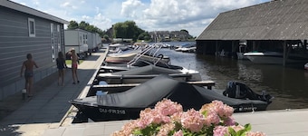 Beach House Giethoorn