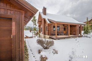 Exterior - Cozy Ski-in/Ski-out Cabin | Deck + Hot Tub! (Big Sky)