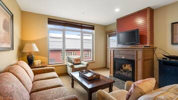 Smart TV, fireplace, printers