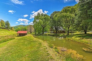 Property grounds - Private Bryson City Ranch Retreat w/ Mtn Views! (Bryson City)