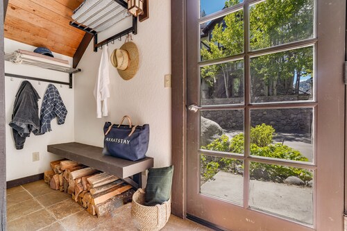 Marillac by AvantStay | Gorgeous Ski Cabin w/ Balcony & Patio