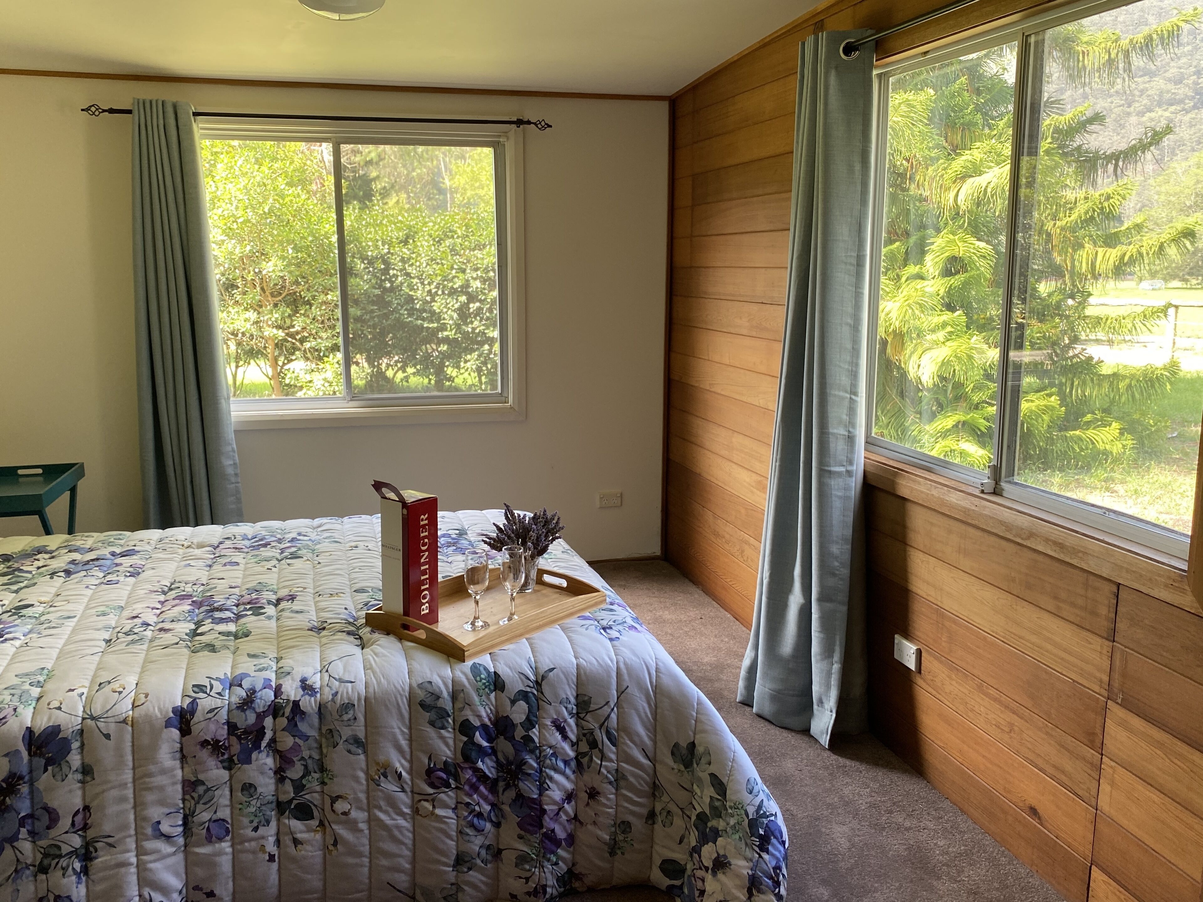 LOVERS RETREAT ❤️