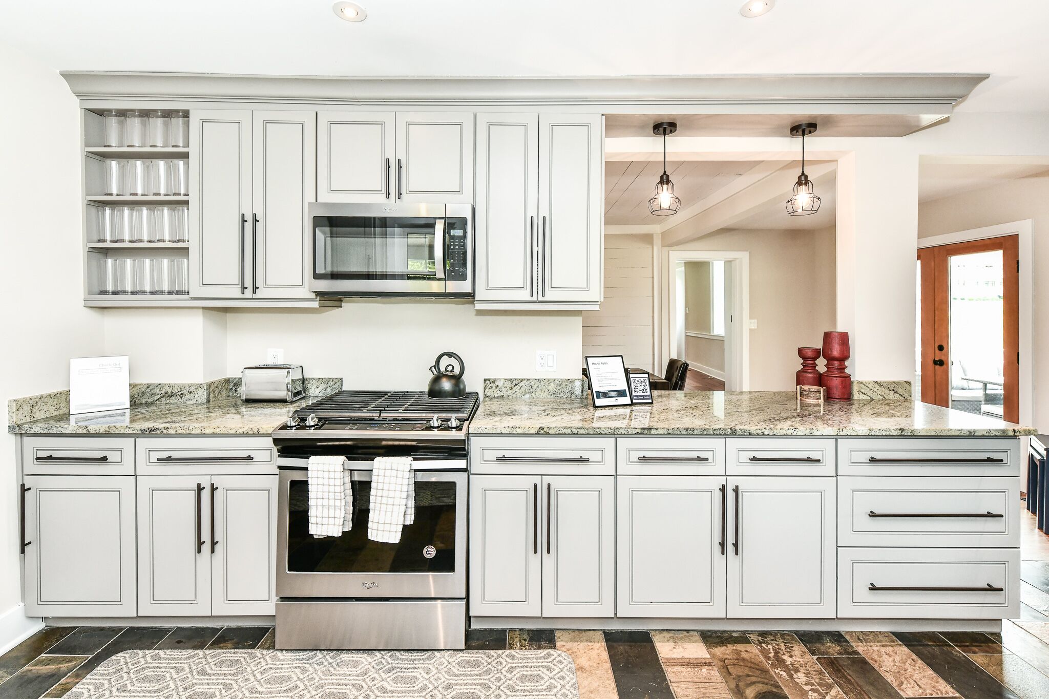 Trinity Farm Estate: Magnolia 1775 Historical Farmhouse