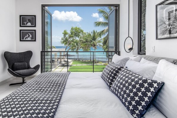 5 bedrooms, iron/ironing board, WiFi, bed sheets