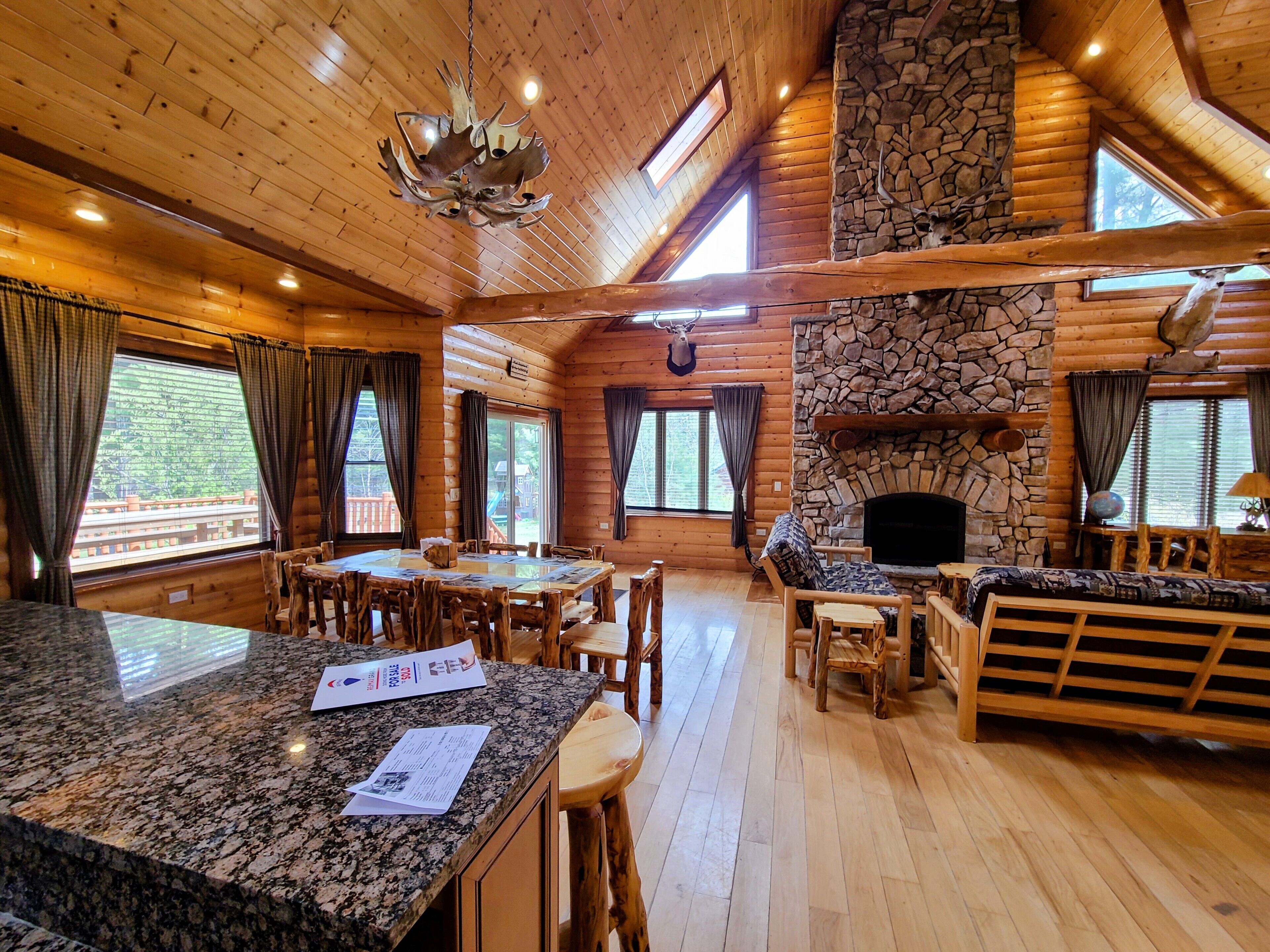 Luxury Family Cabin in a forest with a private pond