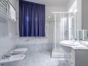 Hair dryer, towels