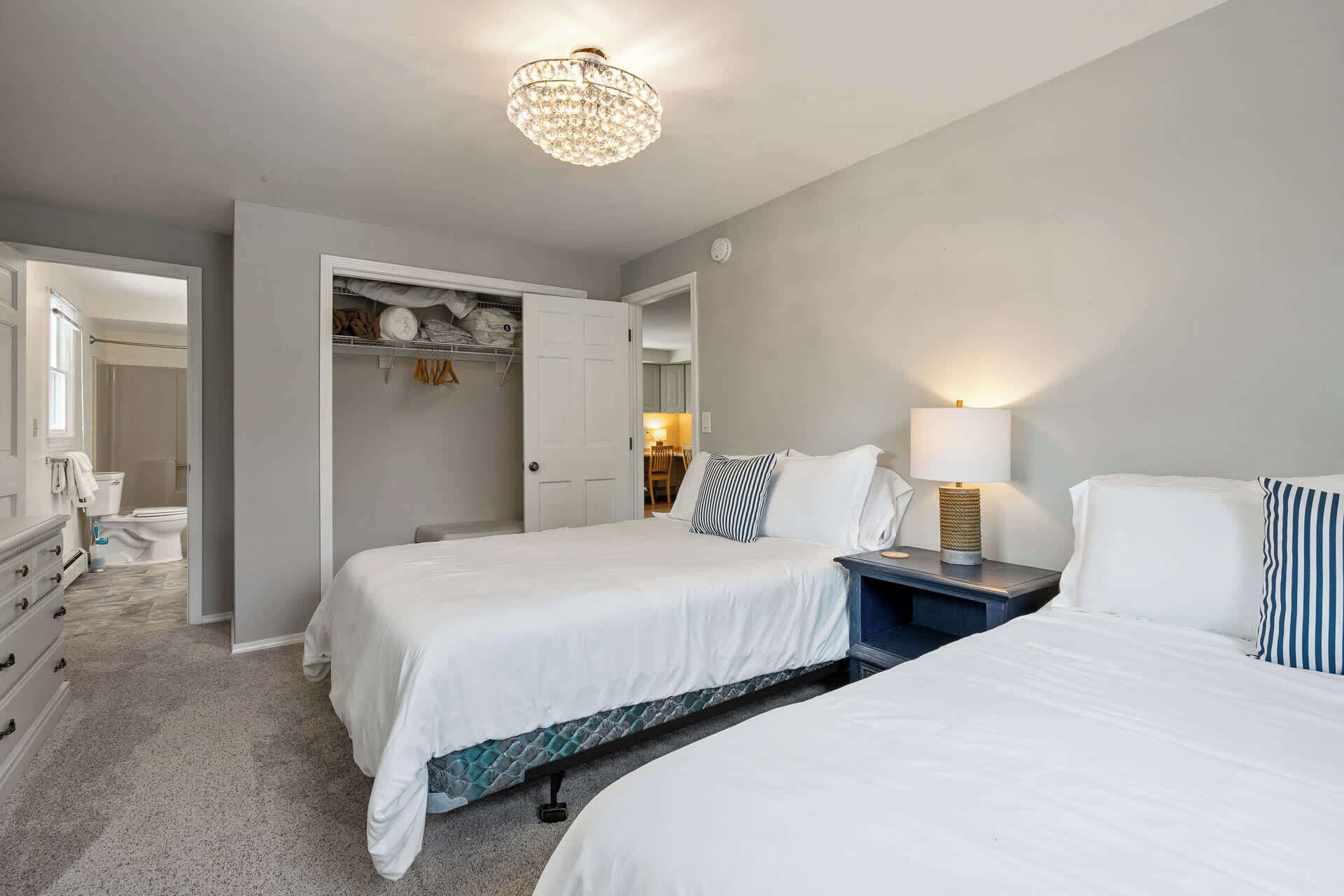 2 bedrooms, WiFi (free), bed sheets