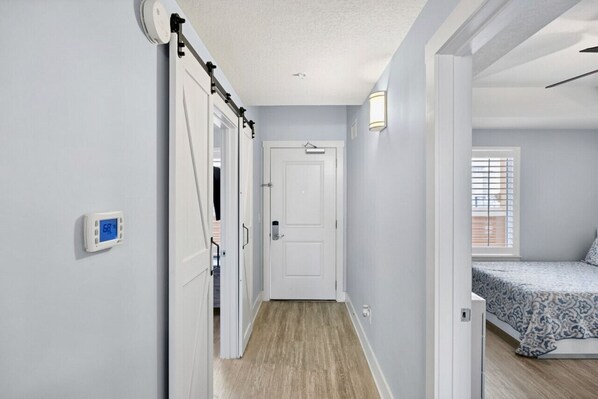 4 bedrooms, desk, iron/ironing board, free WiFi