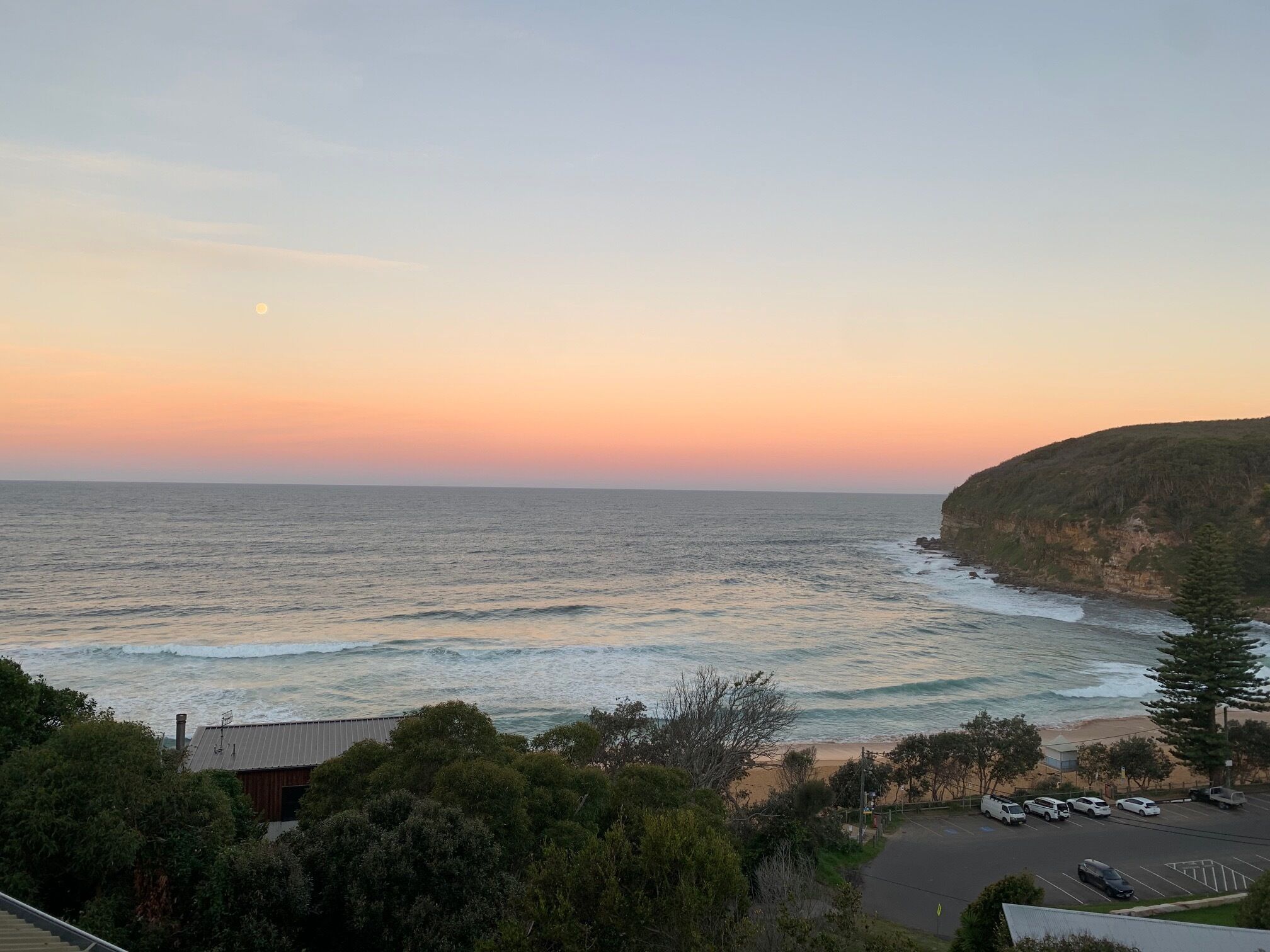  Margie's Place. Very Short Stroll to Beautiful Macmasters Beach
