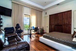 5 quartos, ferros/tábuas de passar roupa, Wi-Fi, roupa de cama