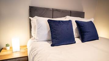 Superior Apartment, 2 Bedrooms | Desk, laptop workspace, iron/ironing board, free WiFi