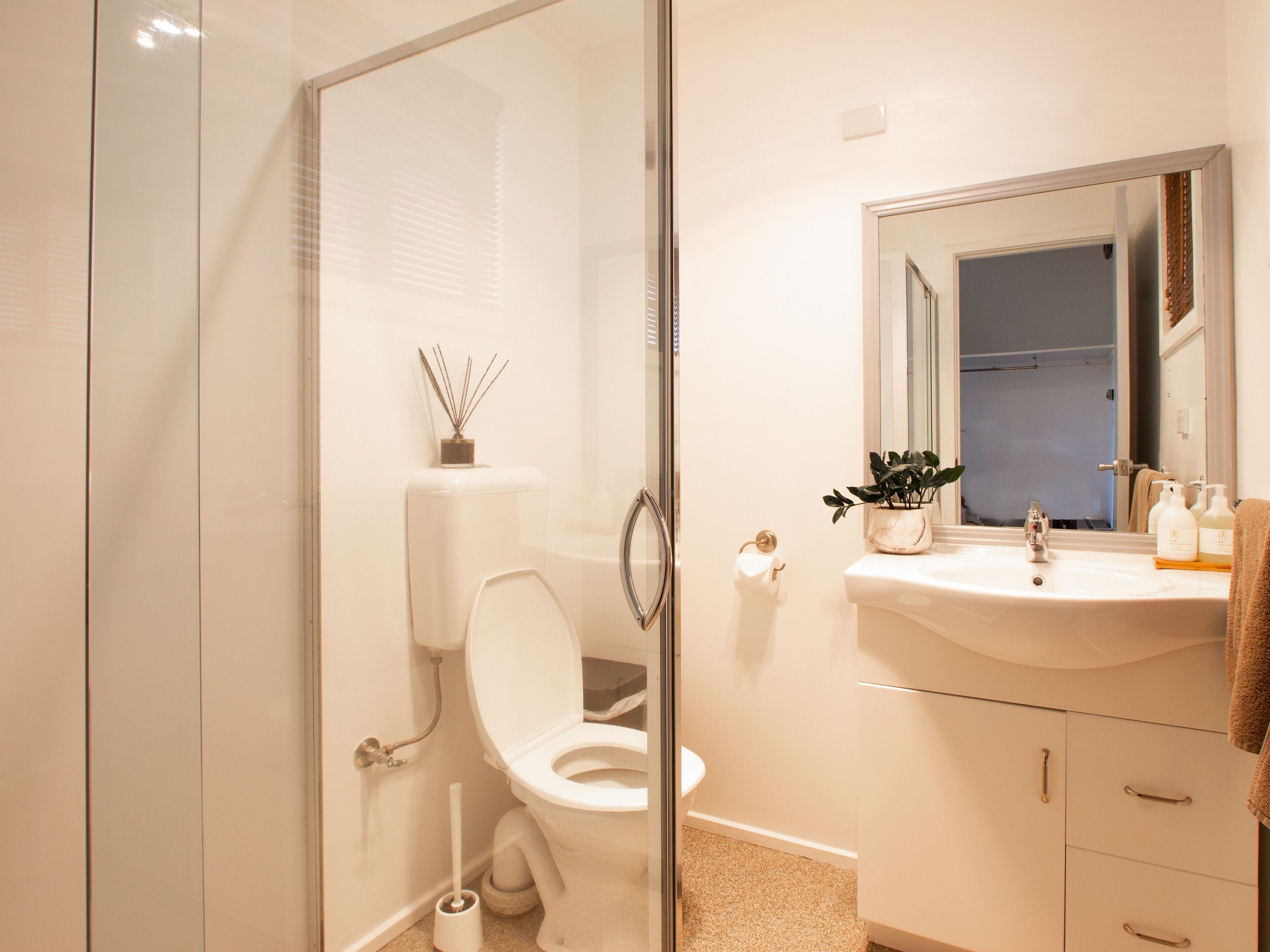 Lodge by the River - Studio 4