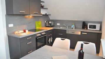 Fridge, microwave, oven, dishwasher